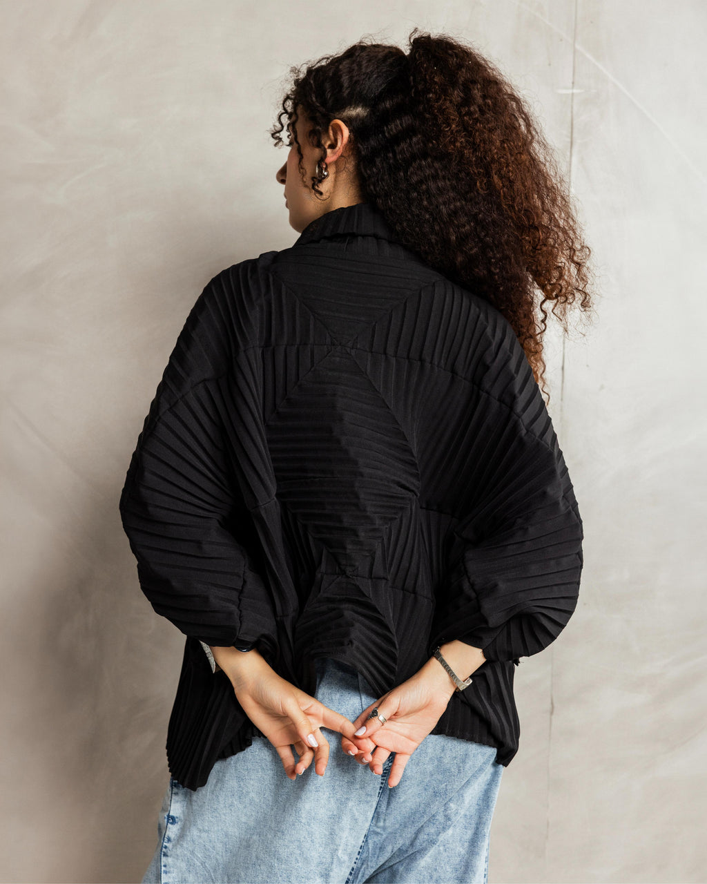 Black Collar Pleated Top