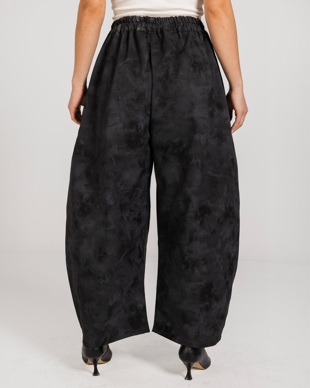 Black Camouflage Barrel Pants
