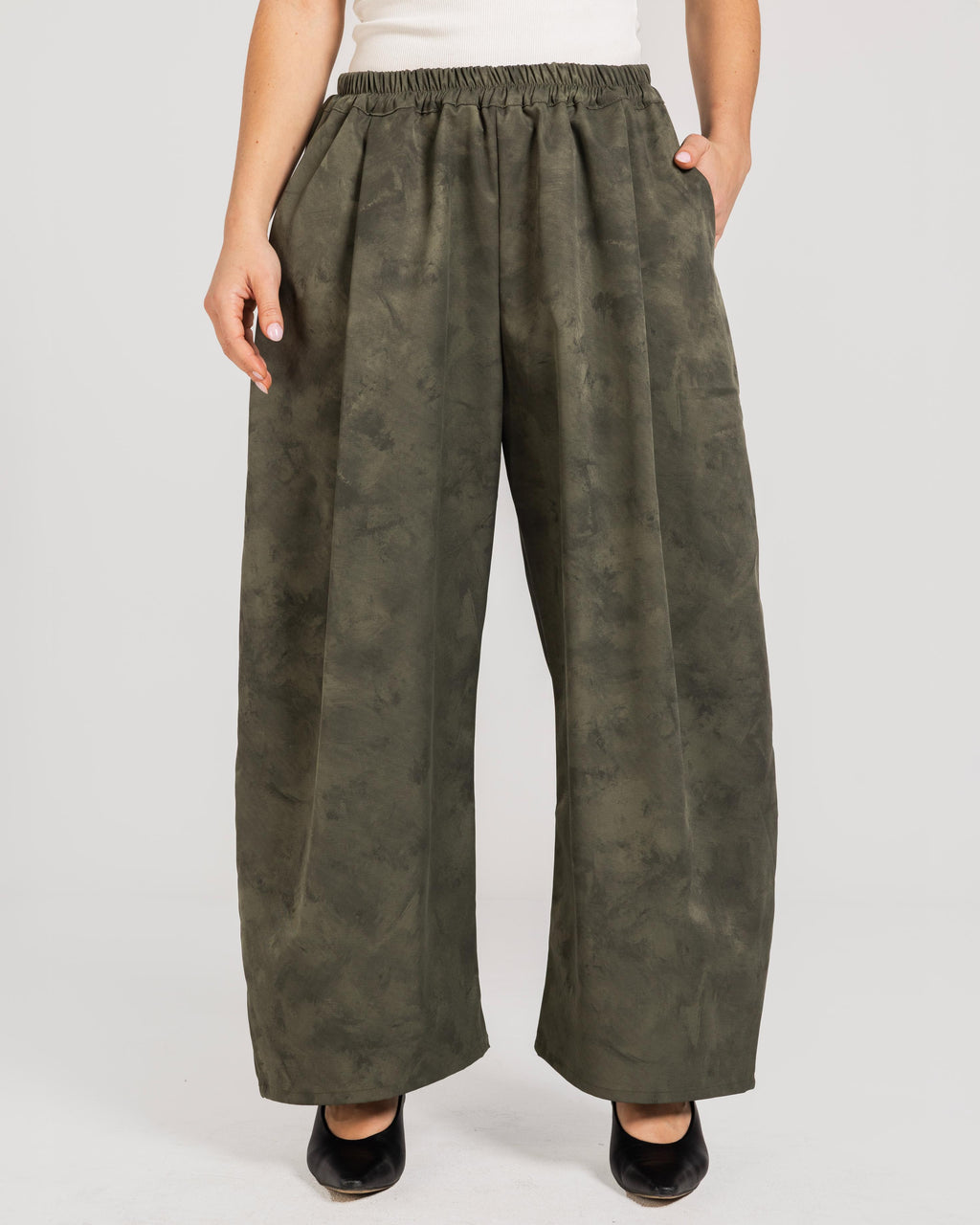 Olive Camouflage Barrel Pants