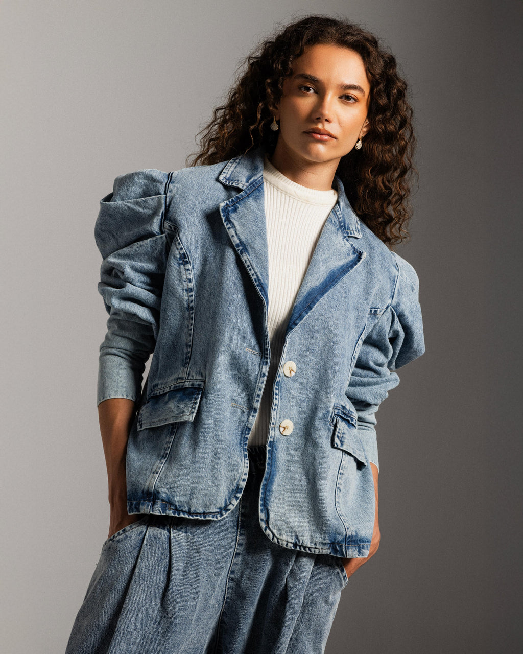 Blue Gathered Sleeves Denim Jacket
