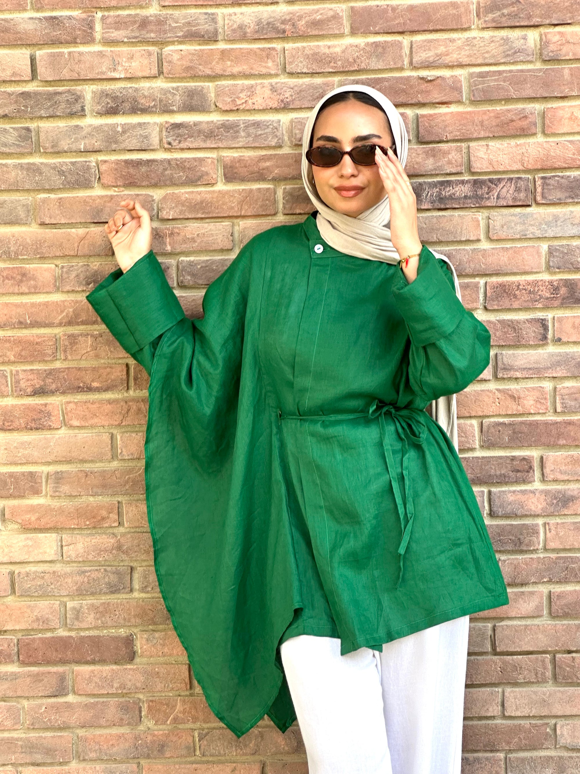 Green Side Ruffle Linen Shirt
