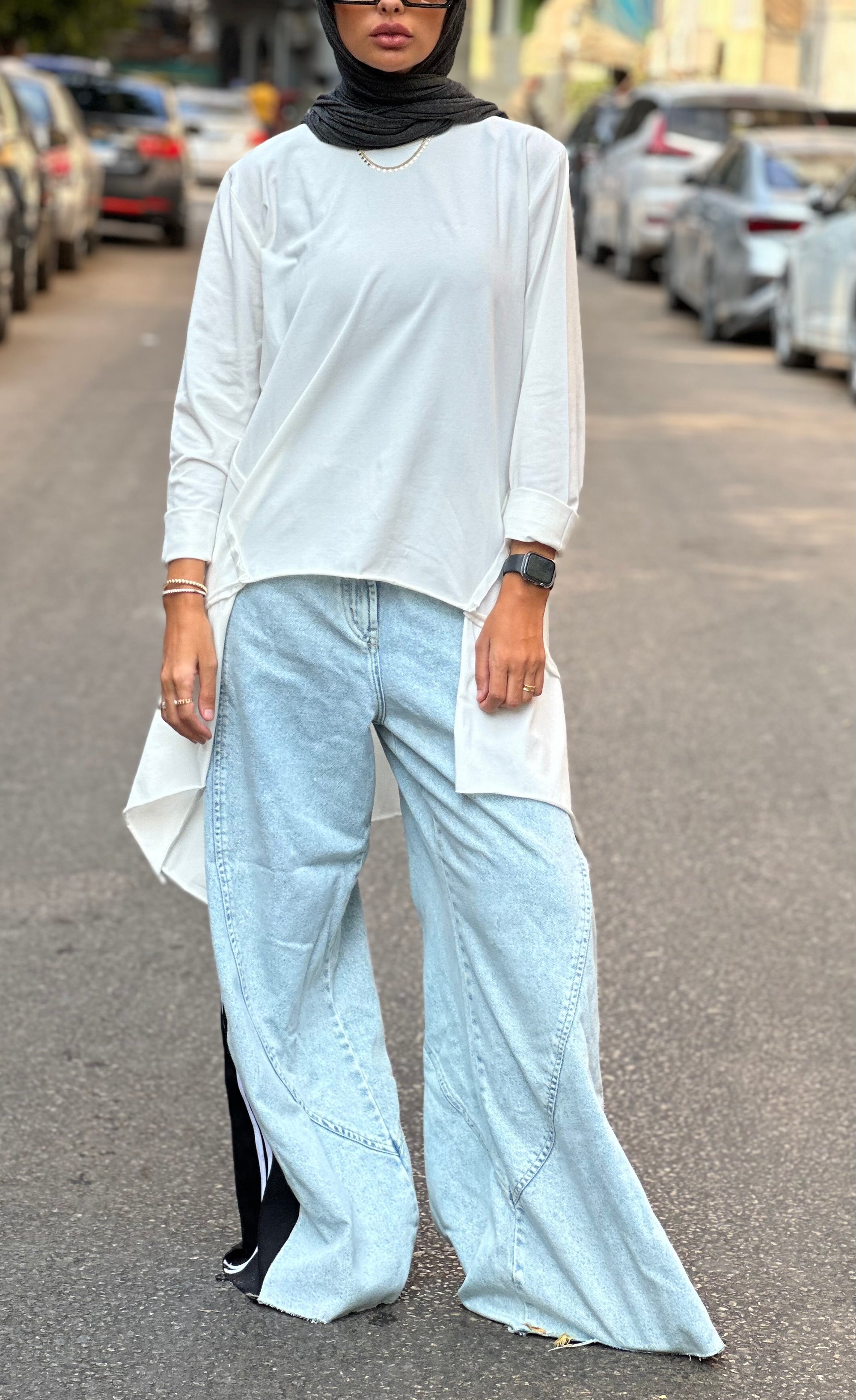 White Basic Top With A Twist