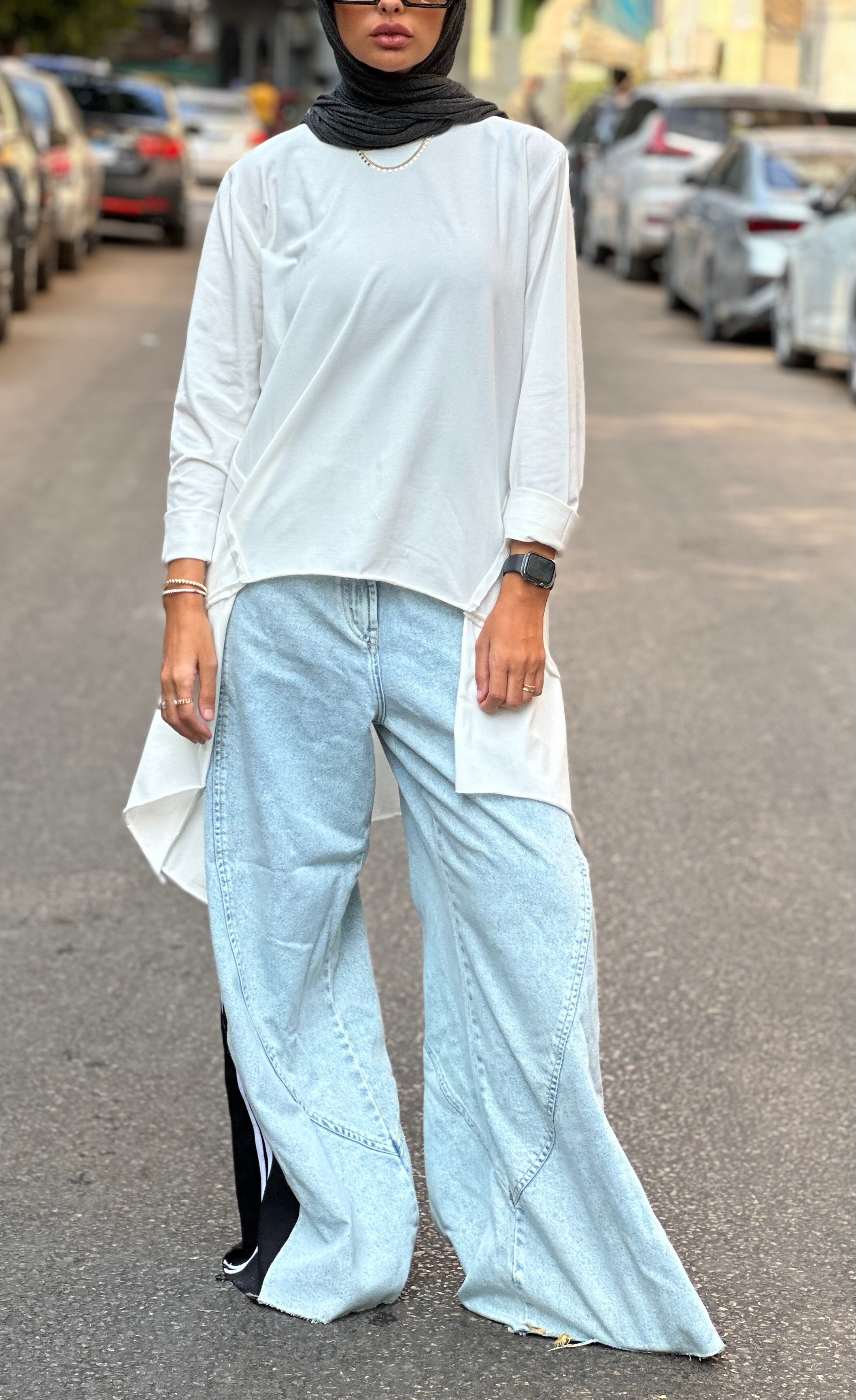 White Basic Top With A Twist