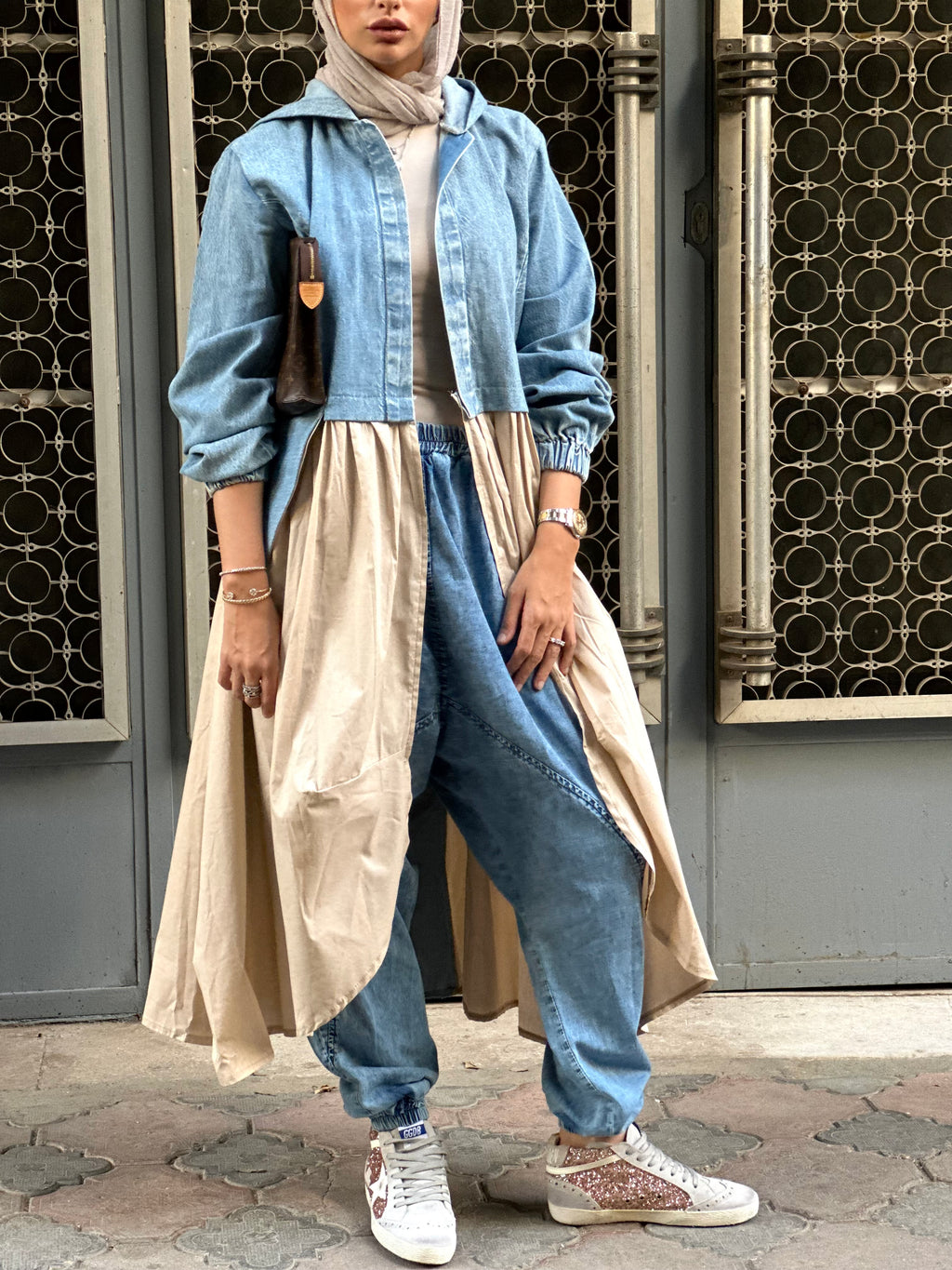 Denim Groovy Cardigan In Beige