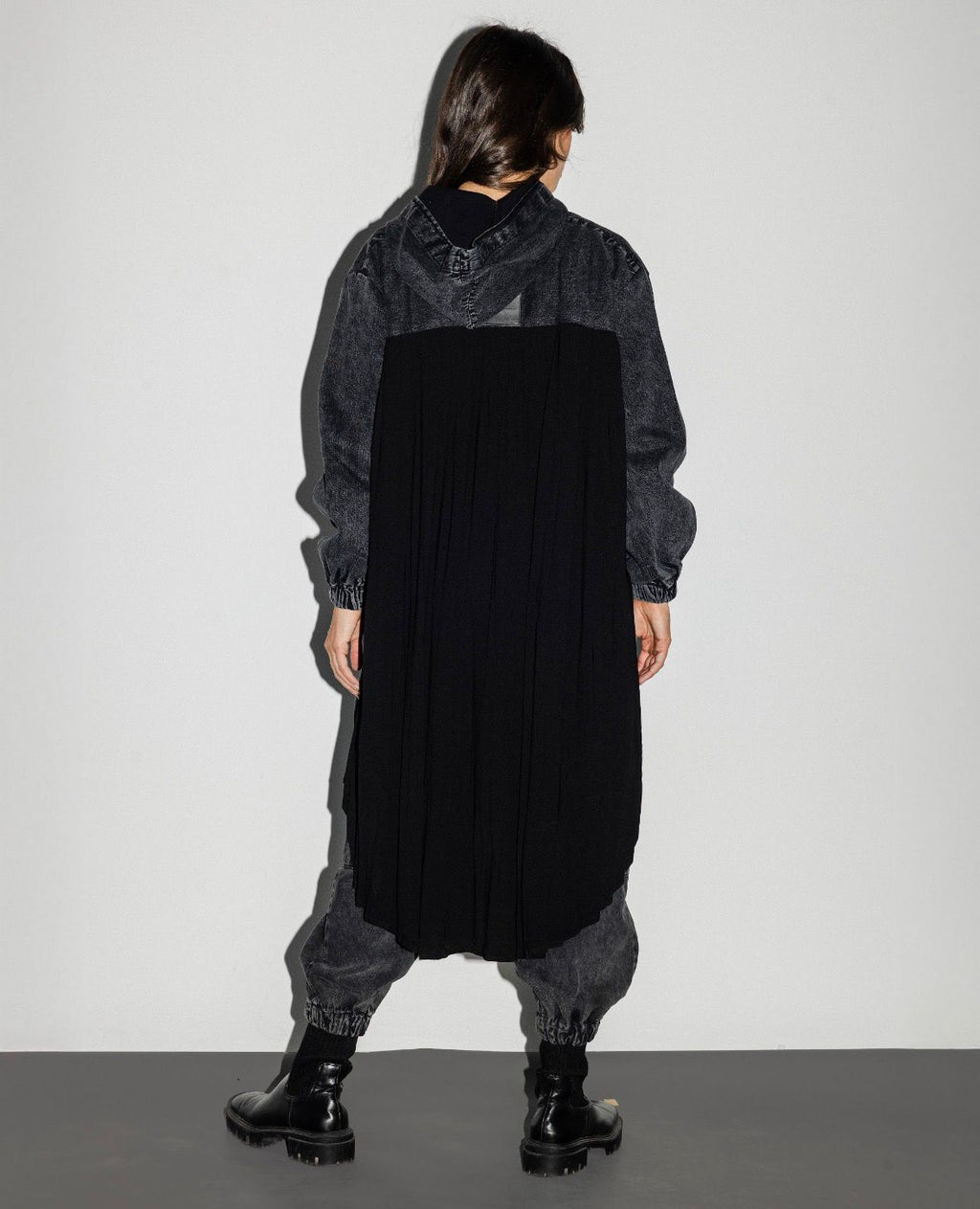 Back Pleats Denim Jacket