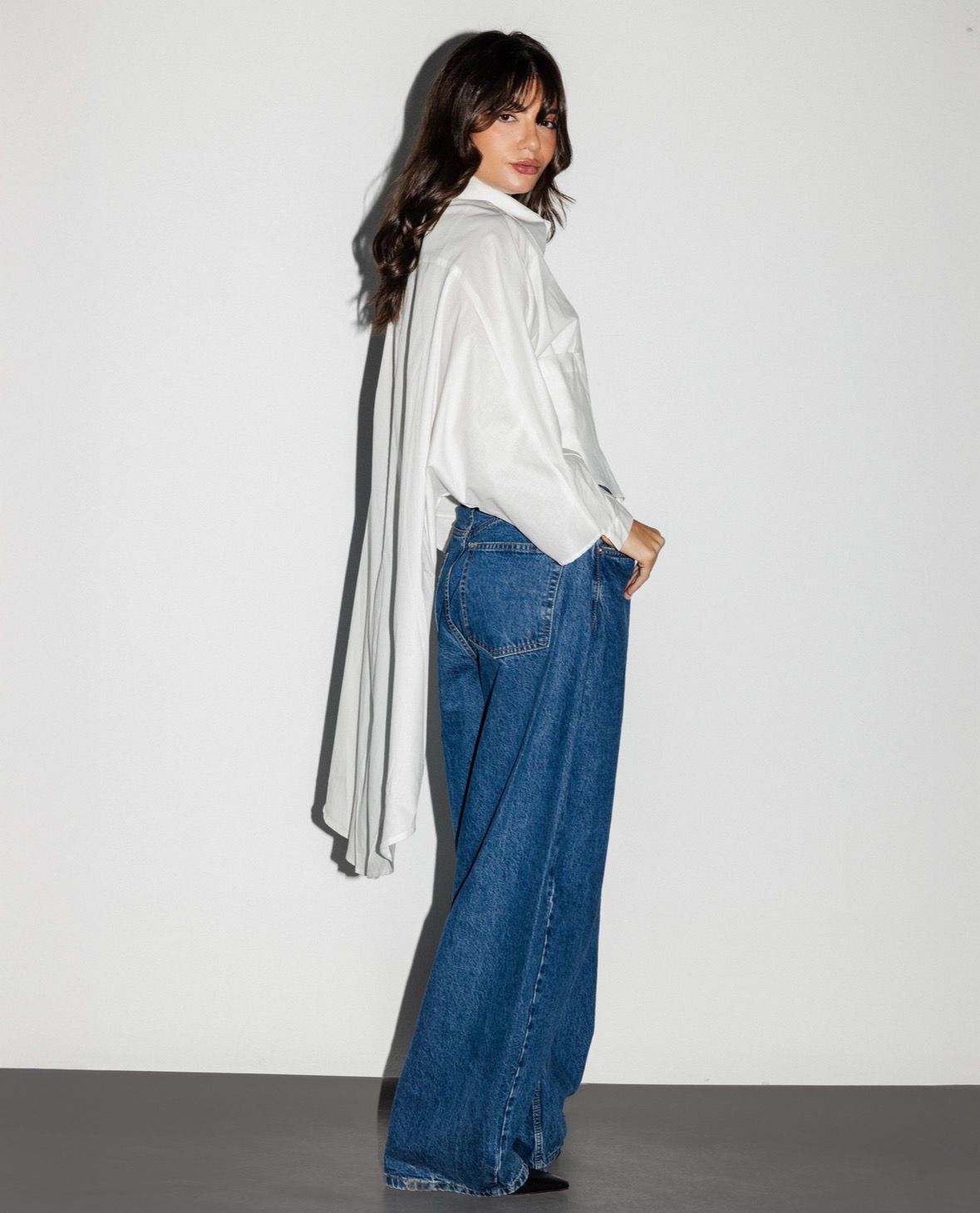 Off-White Cropped Buttoned Shirt