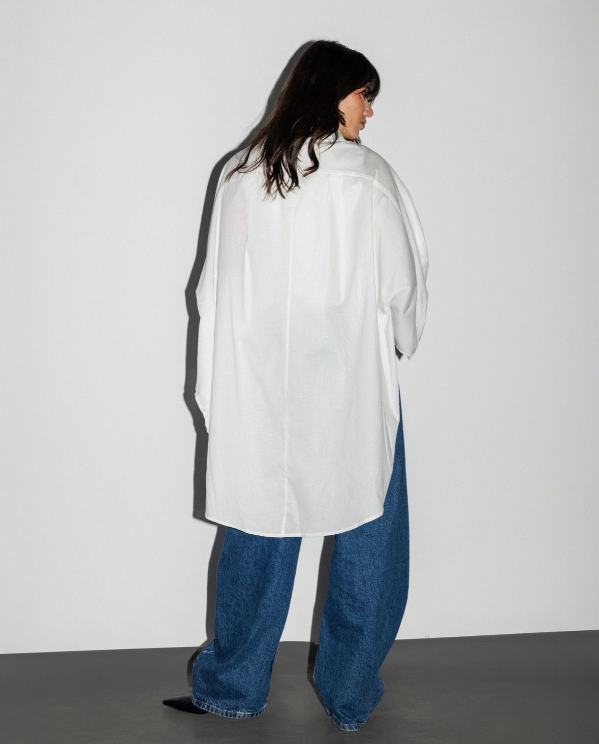 Off-White Cropped Buttoned Shirt