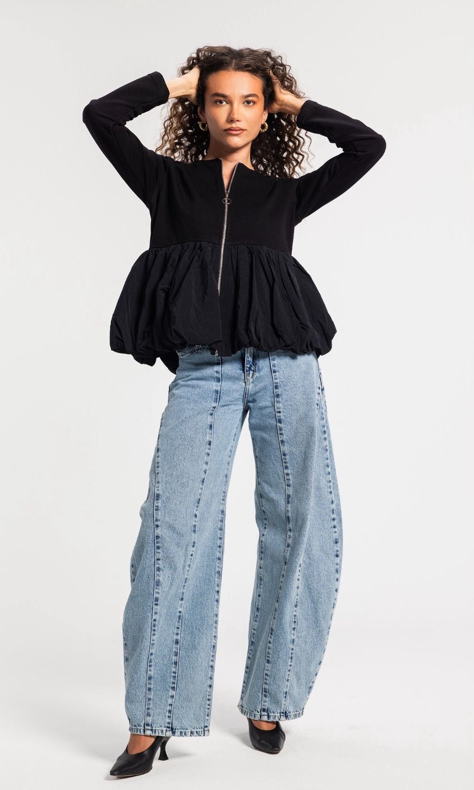 Long Barrel  Denim Pants