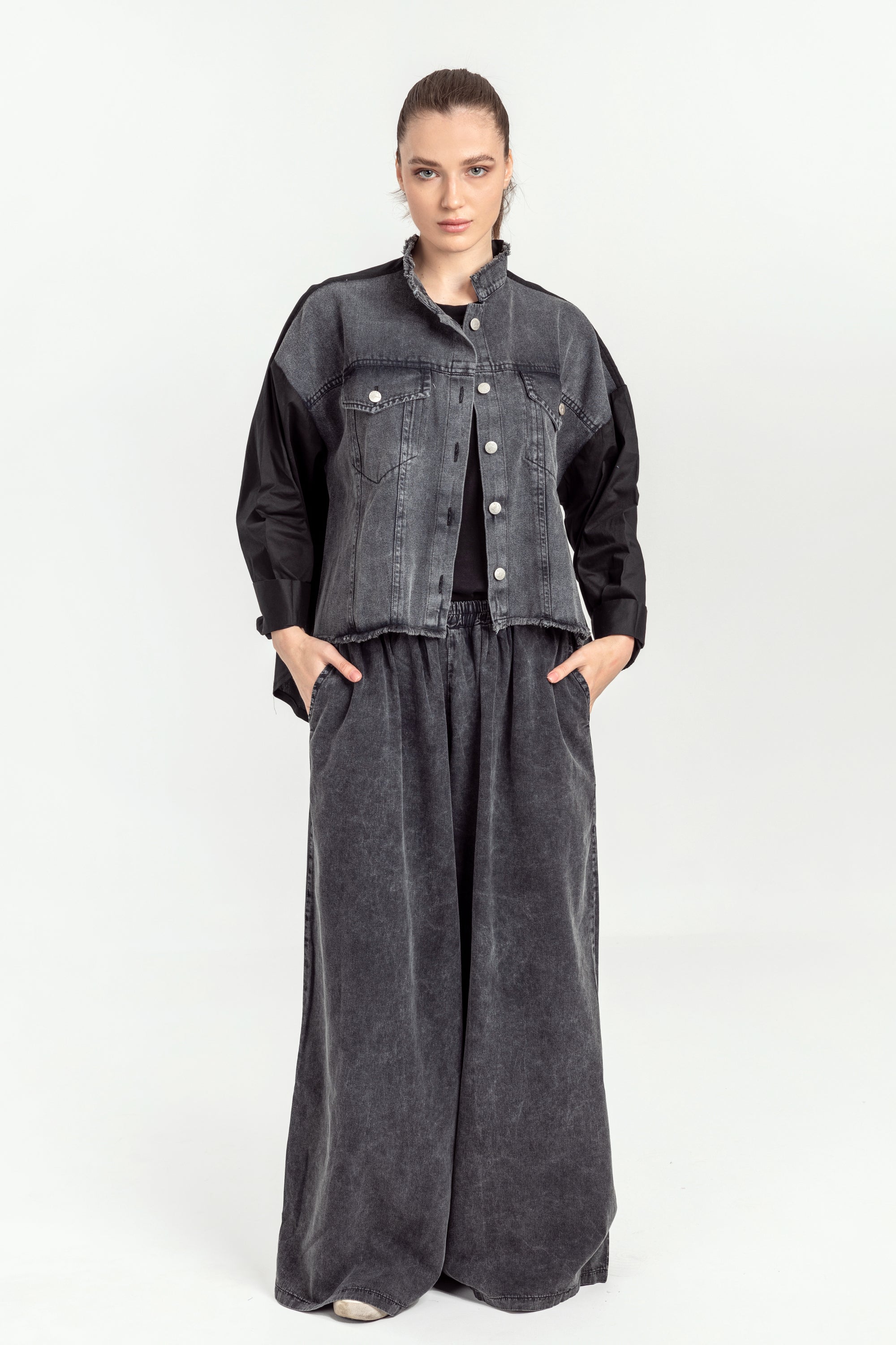 Light Wide Leg Denim Pants (Washed Black)