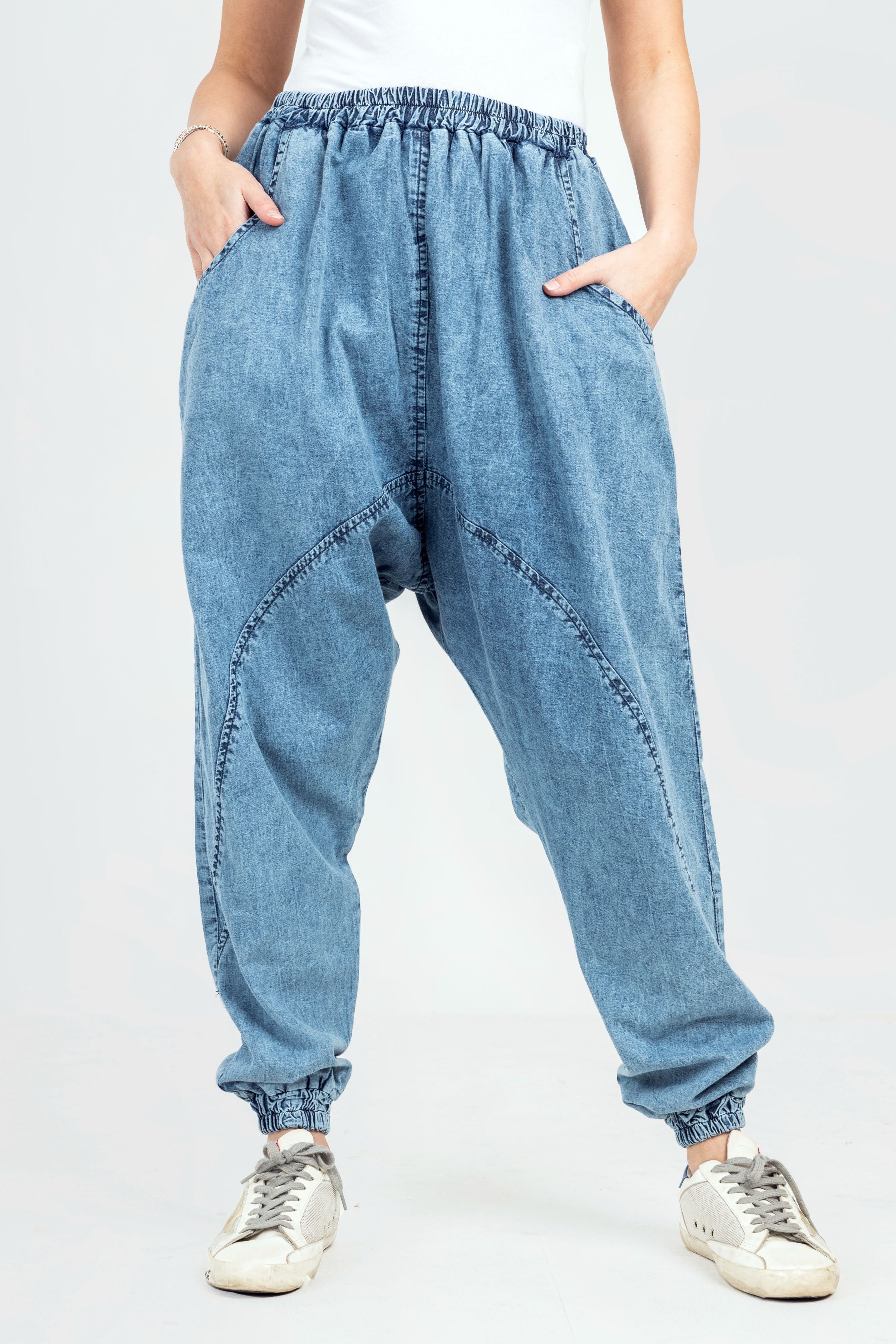 ebossy Women's Denim Harem Pants Elastic Waist Pleated Wide Leg Baggy Jeans  (X-Small, Blue) at Amazon Women's Jeans store